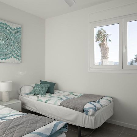 Sunny Apartment In Denia With Outdoor Swimming Pool And Garage Parking Place Included, 300M From The Sandy Beach מראה חיצוני תמונה