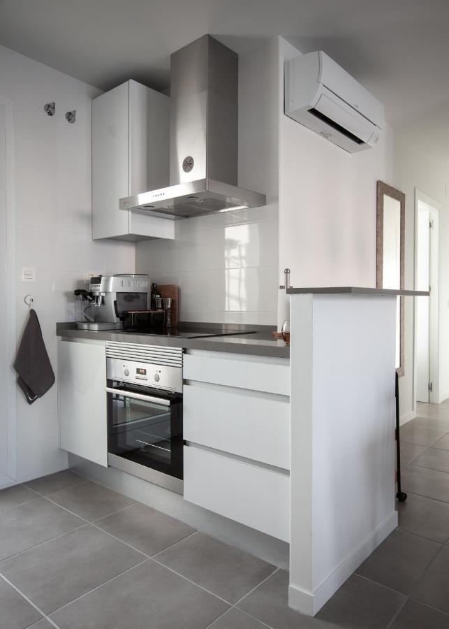 Sunny Apartment In Denia With Outdoor Swimming Pool And Garage Parking Place Included, 300M From The Sandy Beach מראה חיצוני תמונה